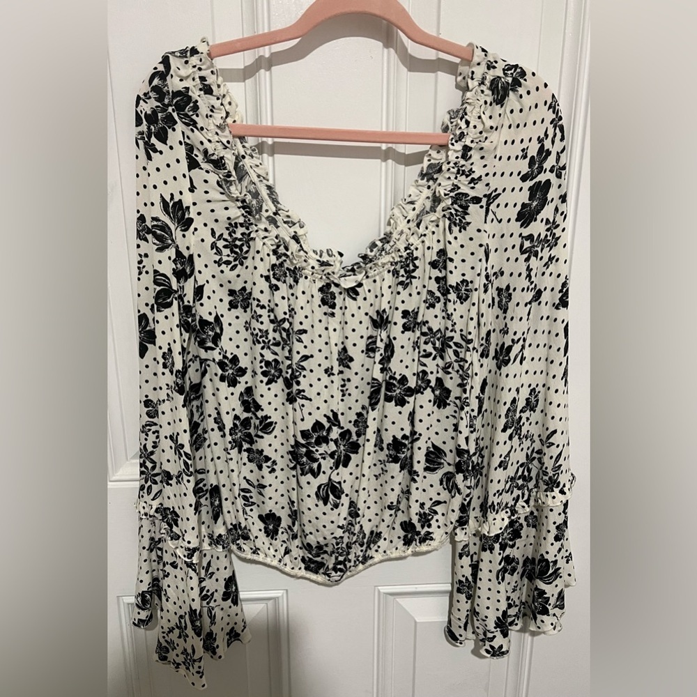 Intimately Free People Cream & Black Floral Boho Peasant Blouse Size Small/Med - Picture 2 of 14